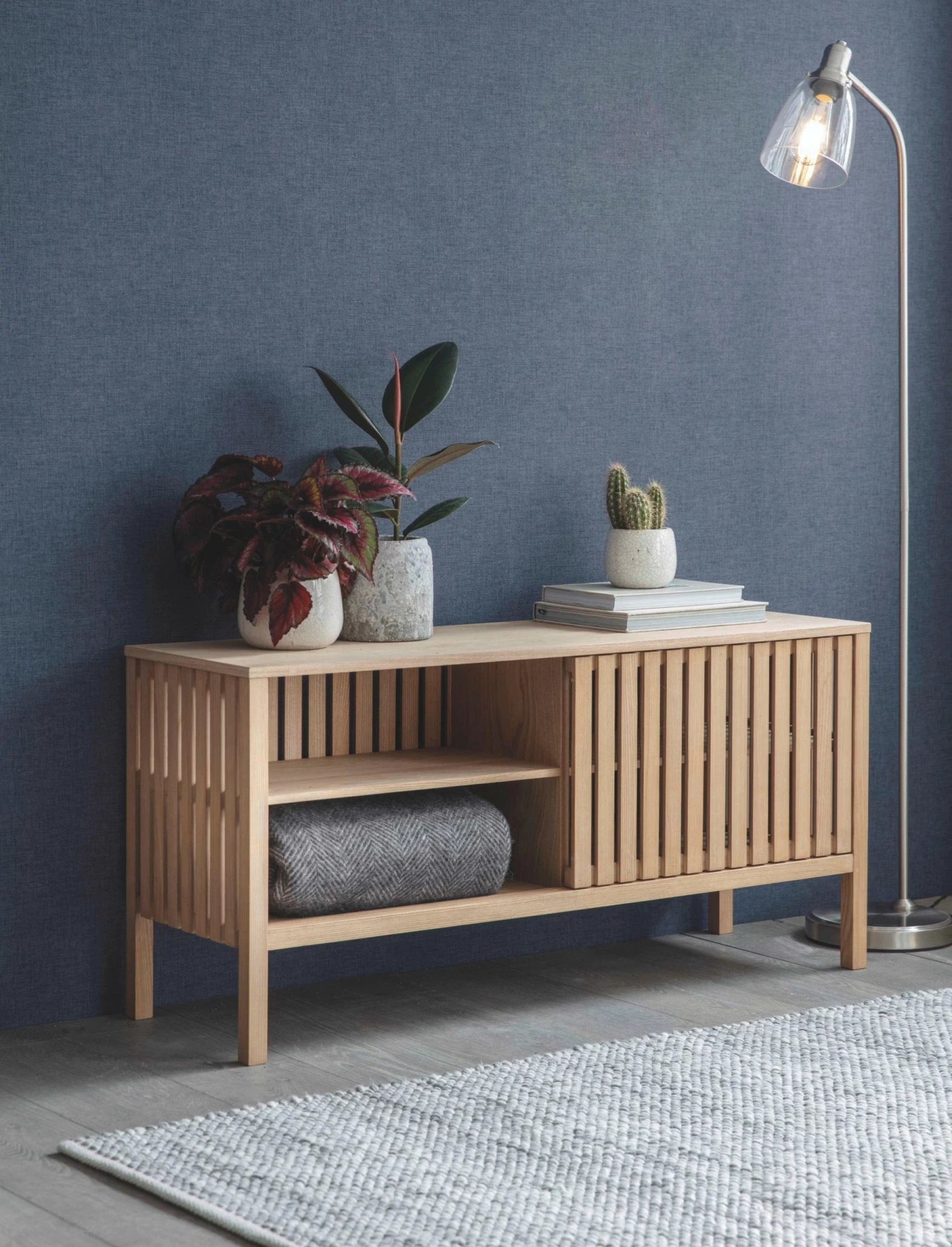 Linear Storage Unit - Low 3 Linear Storage Unit - Low - Image 3