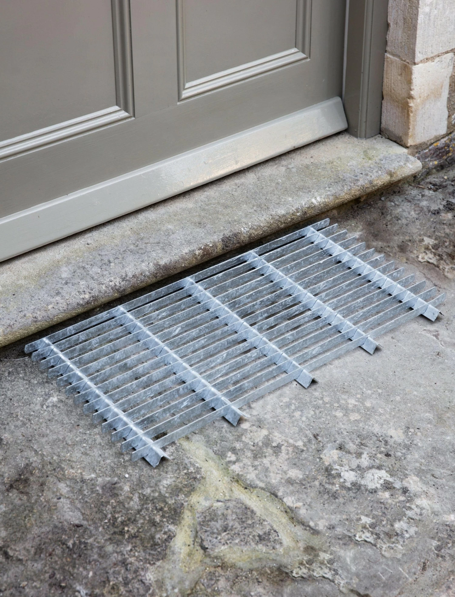 Galvanised Steel Doormat - Large 1 Galvanised Steel Doormat - Large
