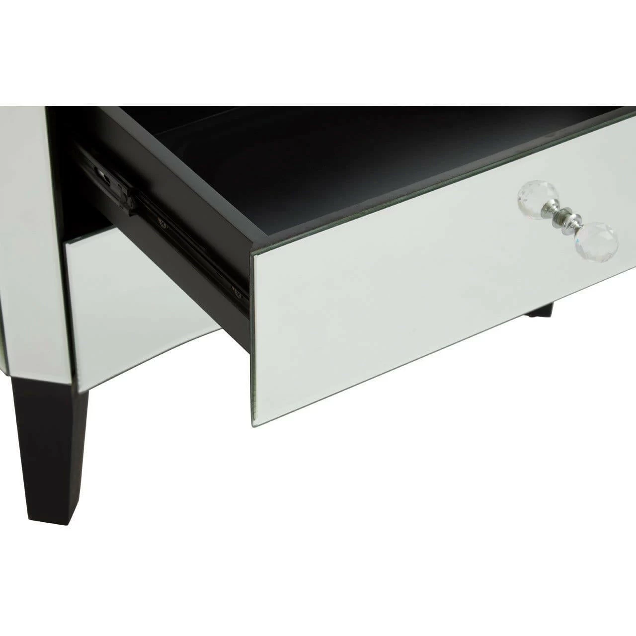 Gabriella 4 Drawer Chest 9 Gabriella 4 Drawer Chest - Image 9